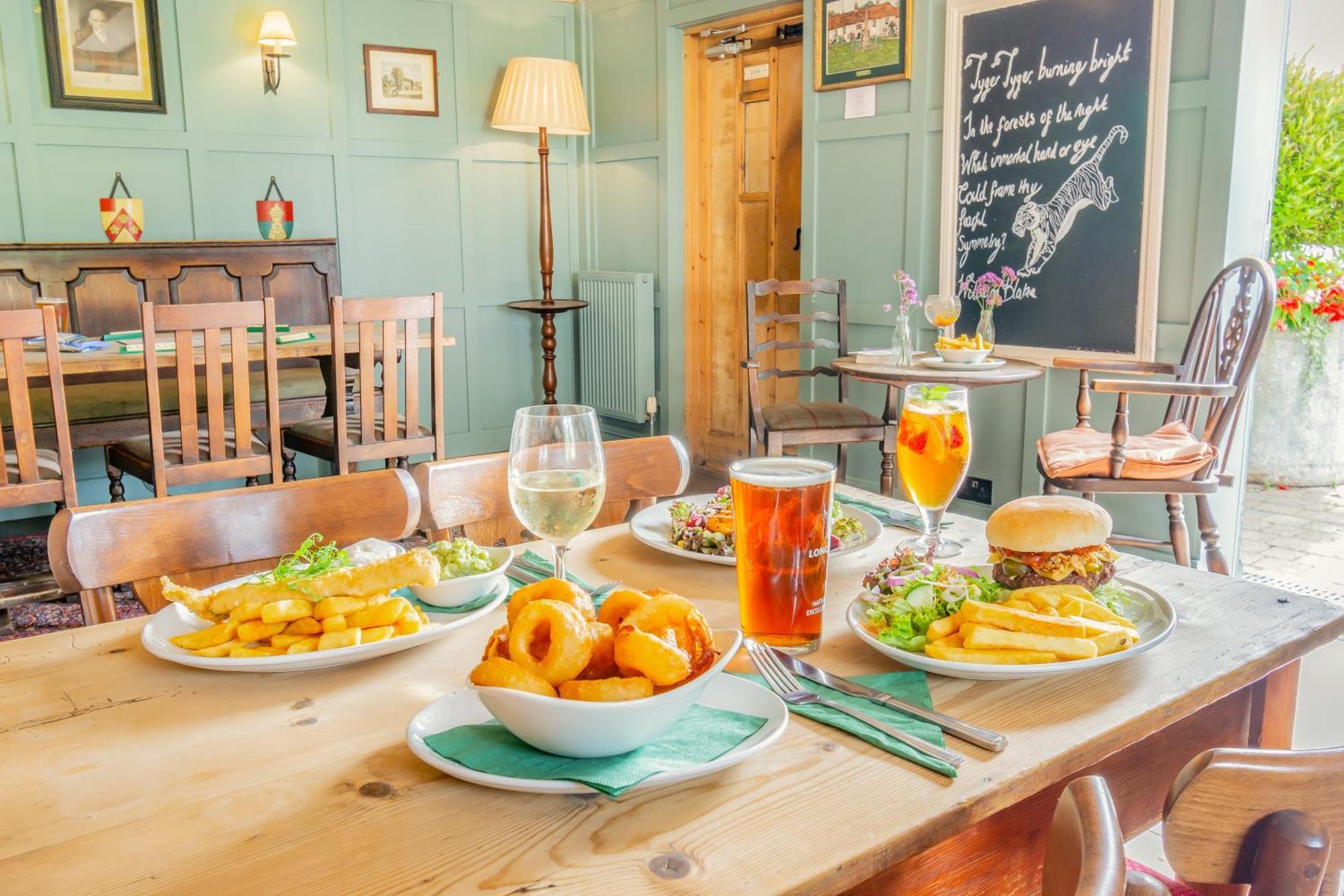 Tiger Inn - Catherine Eastdean ภายนอก รูปภาพ
